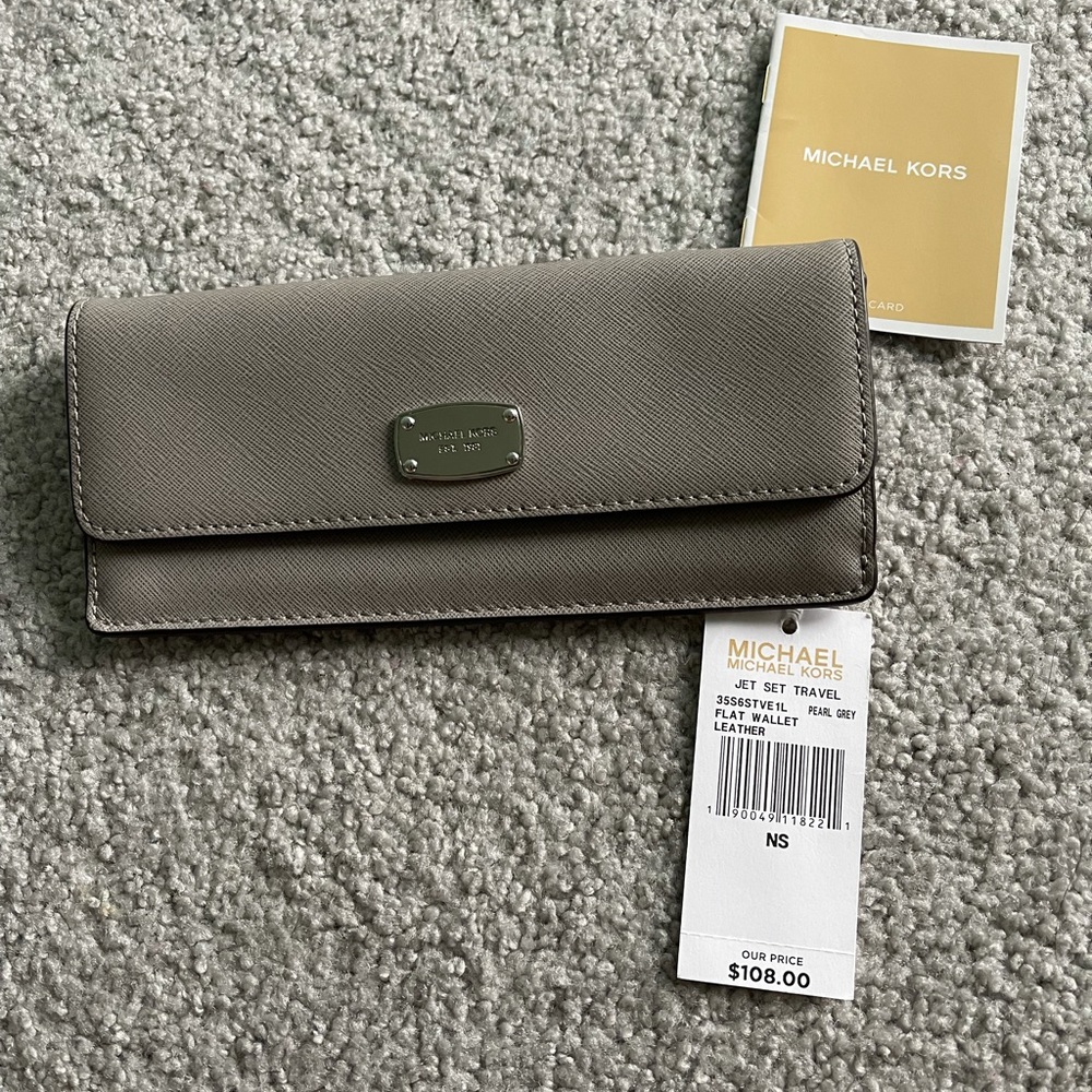 Brand New Michael Kors Wallet